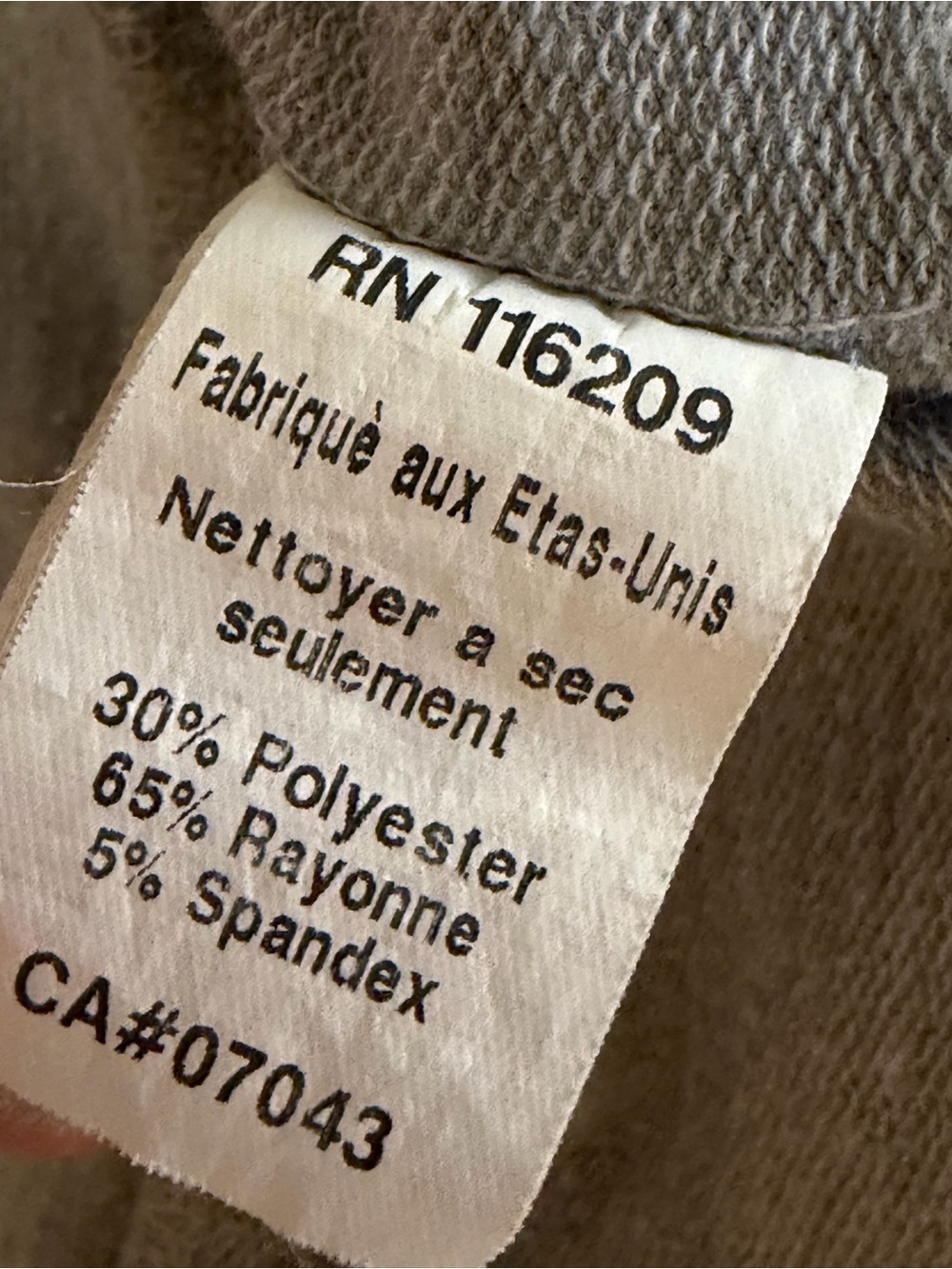 Small Grey Sweater - Picture 13 of 13